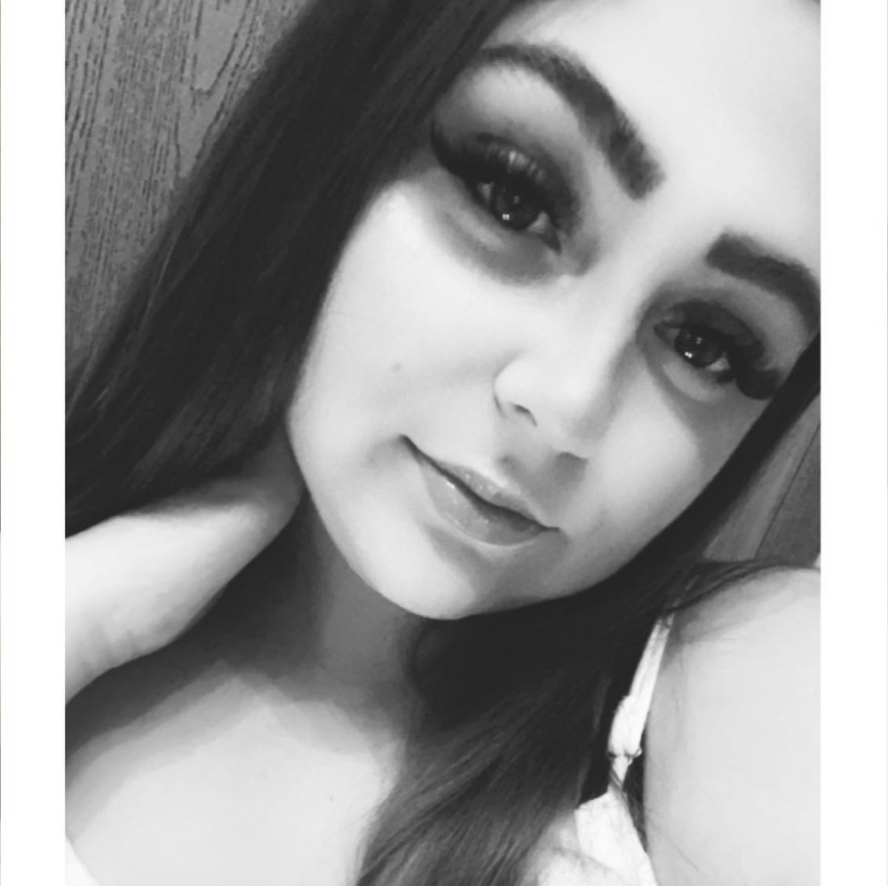 Meet your Posher, Jasmine